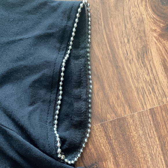 SOLD - no longer available Dex Black Split Back Tshirt metal detail - size L - Picture 3 of 6